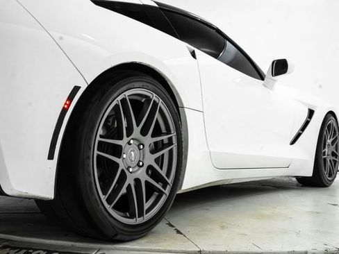 Used 2014 Chevrolet Corvette Stingray Coupe w/ 2LT Preferred Equipment Group RWD image 13