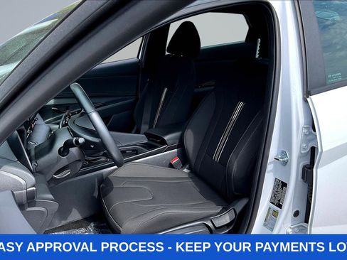 Used 2025 Hyundai Elantra Sport FWD image 27