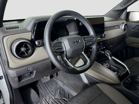 Used 2024 Chevrolet Colorado ZR2 w/ ZR2 Bison Edition image 9