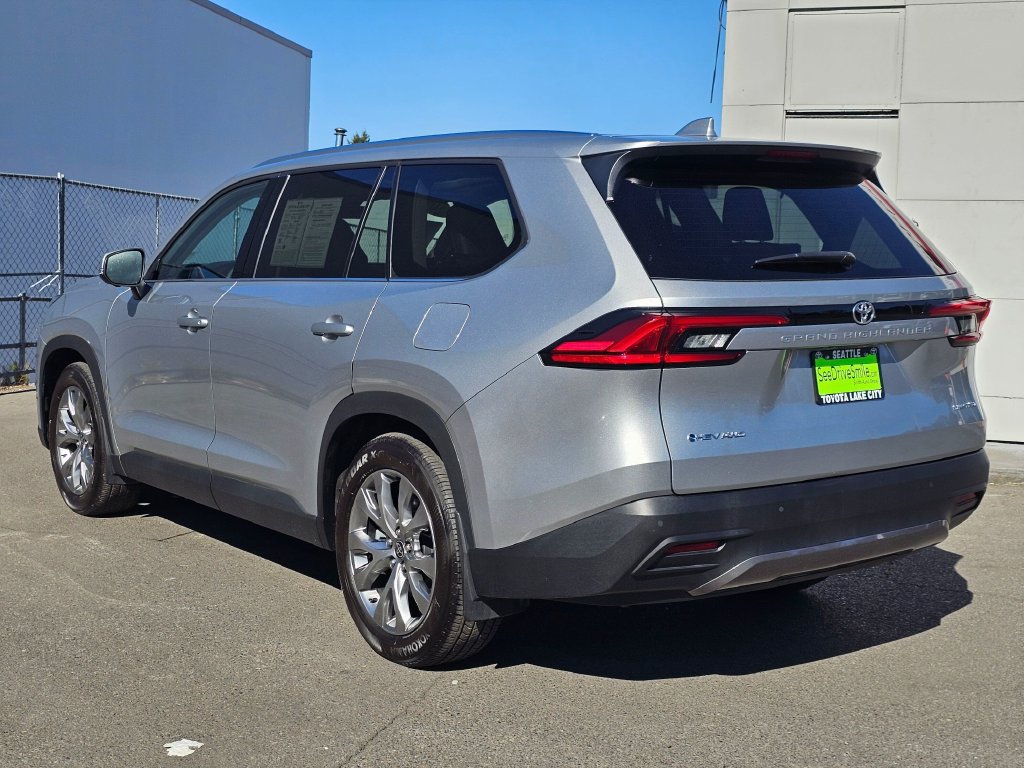 Used 2024 Toyota Grand Highlander AWD Hybrid image 5