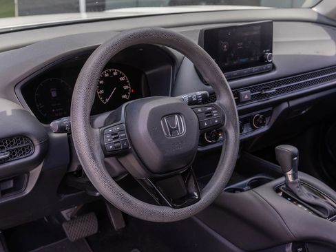 Used 2024 Honda HR-V LX image 19