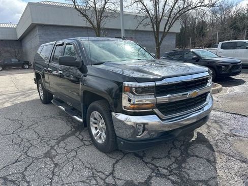 Used 2018 Chevrolet Silverado 1500 LT w/ All Star Edition image 7