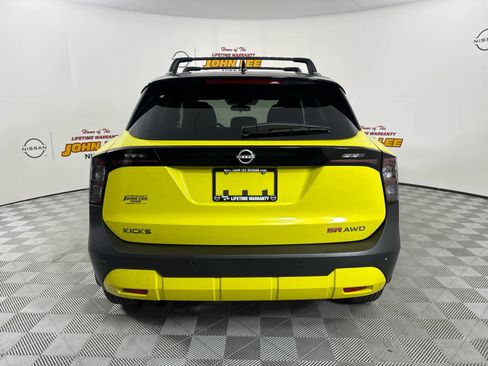 New 2026 Nissan Kicks SR w/ Cold Weather Package image 4