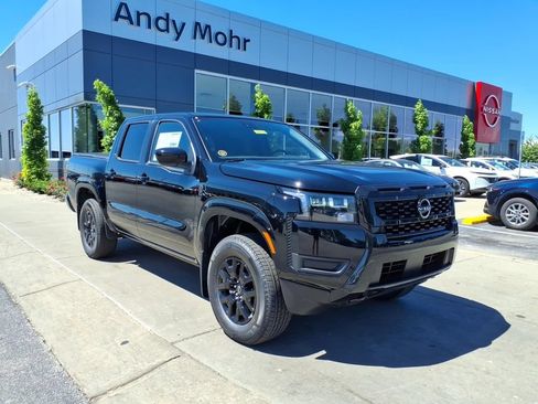 New 2026 Nissan Frontier SV w/ Tow Package AWD/4WD image 2