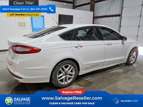 Used 2016 Ford Fusion SE FWD image 4