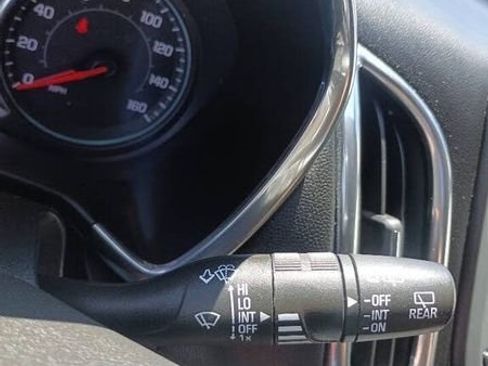 Used 2020 Chevrolet Equinox LT w/ Driver Convenience Package image 23