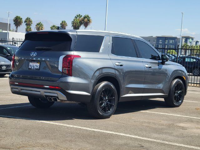 Used 2024 Hyundai Palisade SEL FWD image 4