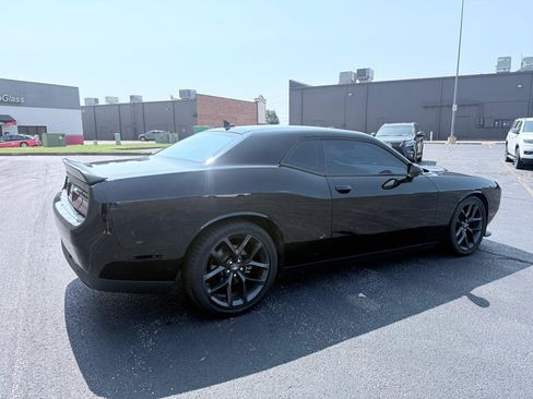 Used 2022 Dodge Challenger GT w/ Plus Package RWD image 5
