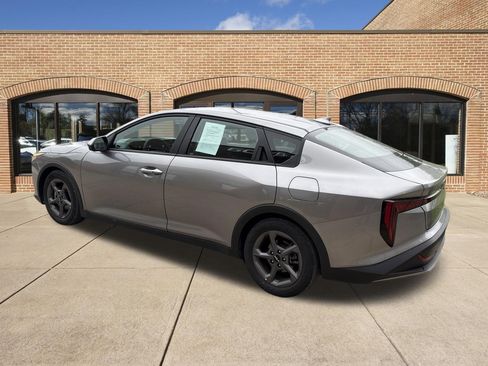 Used 2025 Kia K4 FWD image 6