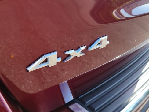 Used 2021 Jeep Grand Cherokee Limited image 24