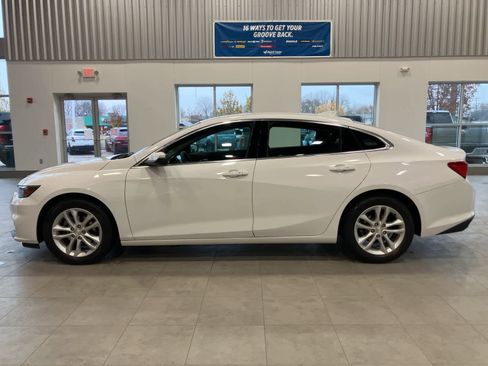 Used 2018 Chevrolet Malibu LT image 8