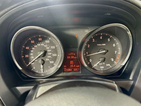 Used 2012 BMW Z4 sDrive28i RWD image 16