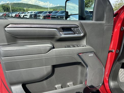 New 2026 Chevrolet Silverado 3500 LTZ w/ LTZ Convenience Package AWD/4WD image 19