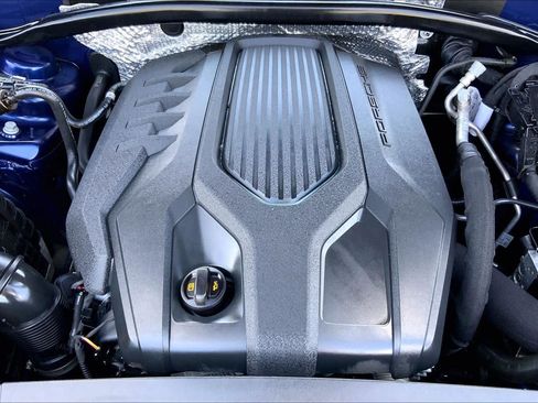 Used 2023 Porsche Macan Turbo AWD/4WD image 47
