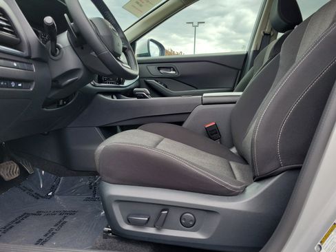 Certified 2025 Nissan Rogue SV AWD/4WD image 25