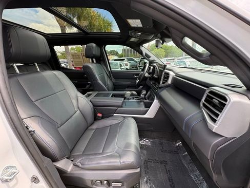 Used 2024 Toyota Tundra Platinum AWD/4WD image 23