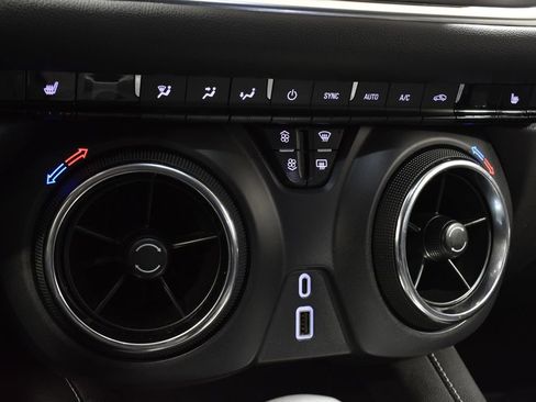 Used 2024 Chevrolet Blazer LT image 24