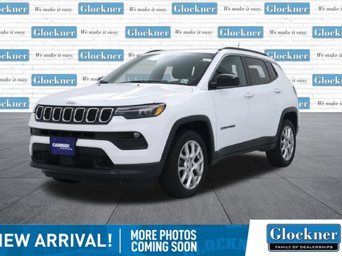 Used 2023 Jeep Compass Latitude AWD/4WD image 1