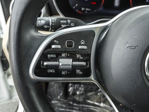 Used 2022 Mercedes-Benz GLC 300 4MATIC image 19