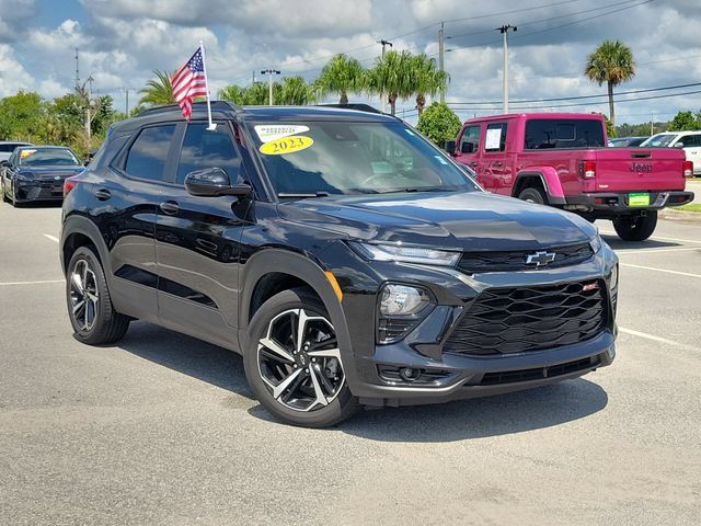 Used 2023 Chevrolet TrailBlazer RS w/ Sun and Liftgate Package FWD image 31