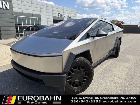 Used 2024 Tesla Cybertruck AWD Crew Cab image 1