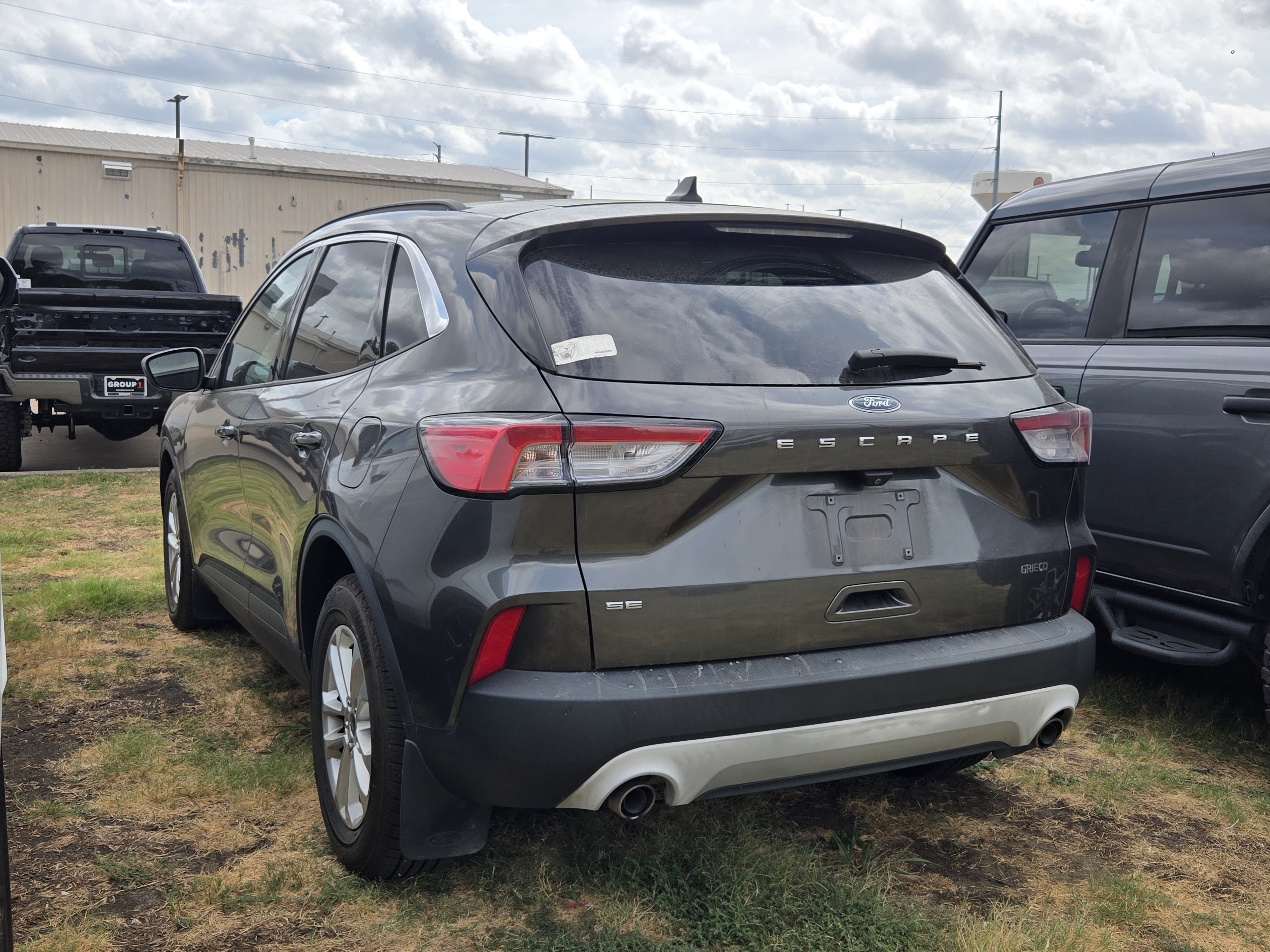 Used 2020 Ford Escape SE FWD image 6