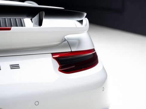 Used 2019 Porsche 911 Turbo image 31