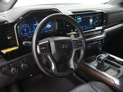 Used 2024 Chevrolet Silverado 1500 RST w/ True North Edition Plus AWD/4WD image 19