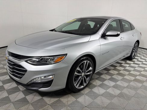 Used 2020 Chevrolet Malibu Premier image 9