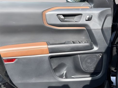 Used 2023 Ford Bronco Sport Outer Banks w/ Tech Package image 26