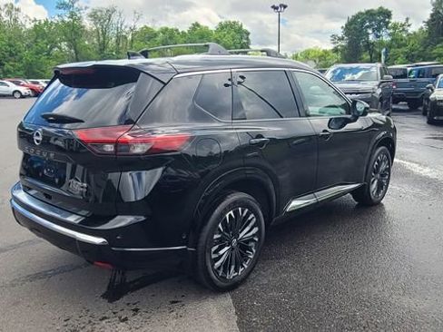 Used 2025 Nissan Rogue Platinum AWD/4WD image 5
