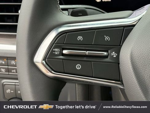 New 2026 Chevrolet Suburban LT RWD image 14