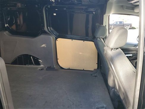 Used 2018 Ford Transit Connect XLT image 11