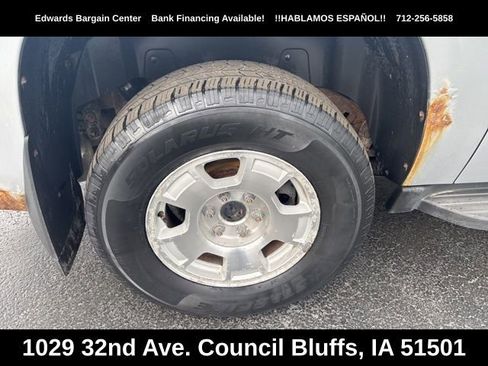 Used 2013 Chevrolet Avalanche LS AWD/4WD image 8