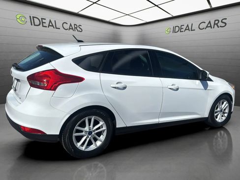 Used 2018 Ford Focus SE FWD image 6