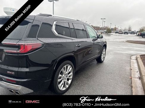 Used 2024 GMC Acadia Denali w/ Super Cruise Package image 4
