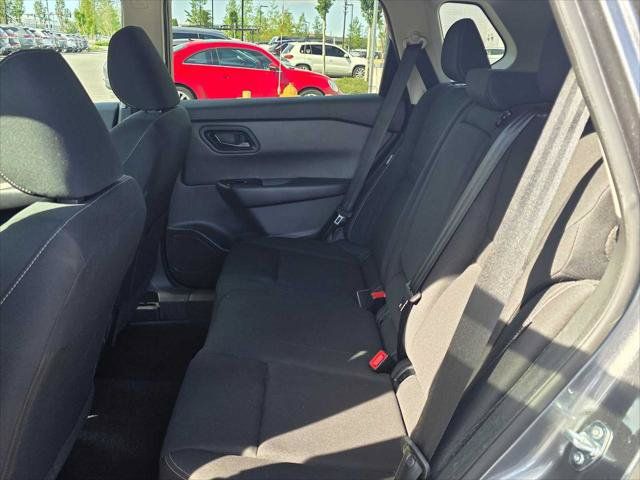 Used 2024 Nissan Rogue S AWD/4WD image 16