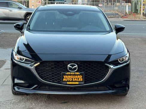 Used 2024 MAZDA MAZDA3 s FWD image 3