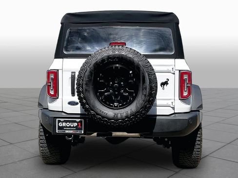 Used 2024 Ford Bronco Wildtrak AWD/4WD image 5