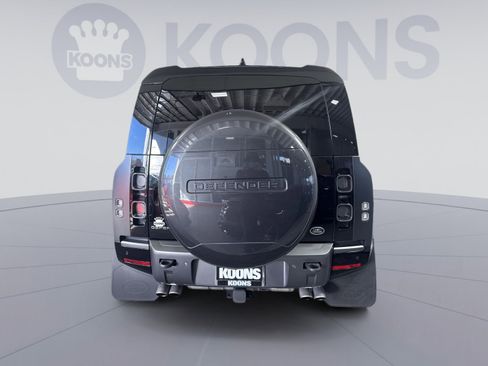 Used 2022 Land Rover Defender 90 V8 image 5
