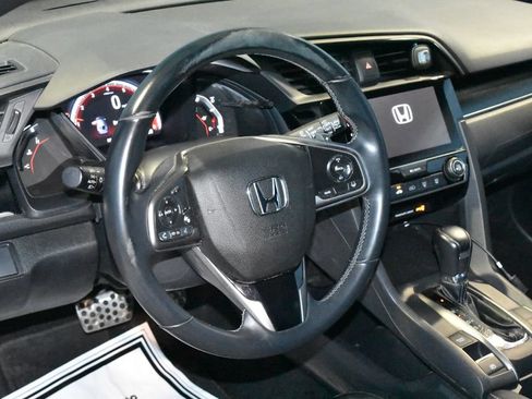 Used 2021 Honda Civic Sport image 2