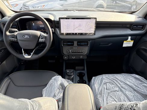 New 2025 Ford Maverick Lobo image 11