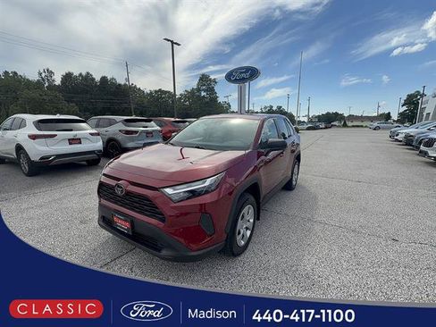 Used 2023 Toyota RAV4 LE AWD/4WD image 1