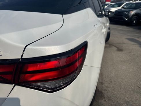 Used 2023 Nissan Sentra SR w/ Trunk Package image 39