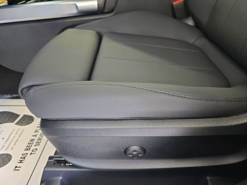 New 2026 Mercedes-Benz GLB 250 image 29