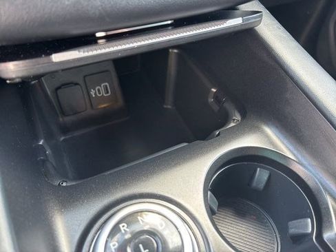 Used 2025 Ford Explorer ST-Line w/ ST-Line Street Pack AWD/4WD image 26