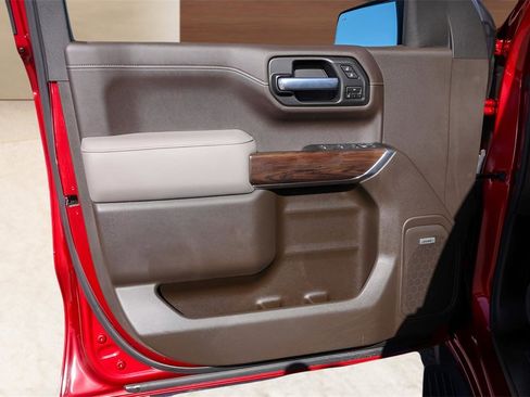 Used 2021 GMC Sierra 1500 SLT image 24