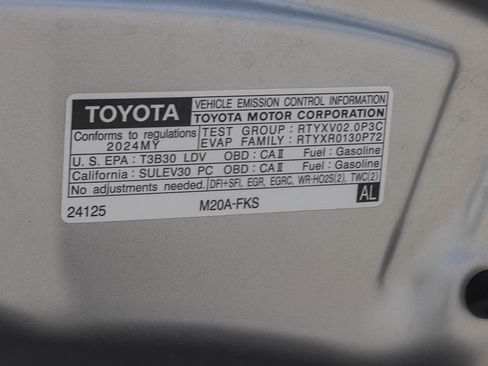 Certified 2024 Toyota Corolla SE w/ SE Package FWD image 28