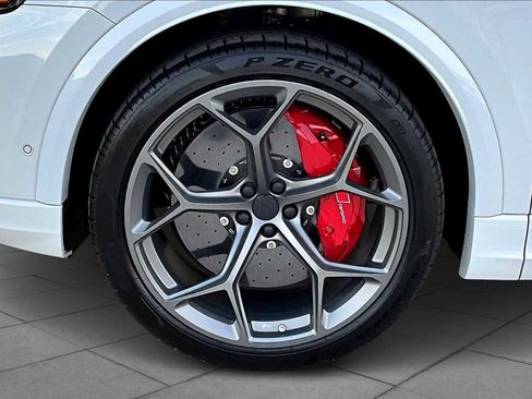 New 2026 Audi RS Q8 performance image 11