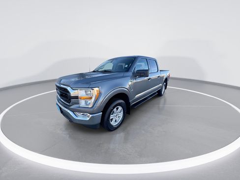 Used 2022 Ford F150 XLT w/ Equipment Group 301A Mid image 4